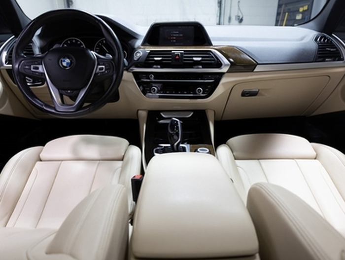 Used Luxury Vehicles near Woodstock