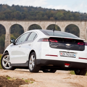 Cars and Trucks That Hold Their Value Beyond 5 Years