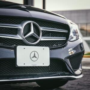 What Makes a Car a Luxury Vehicle?