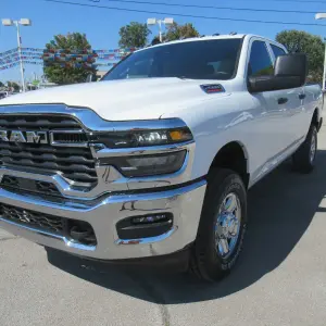 RAM 2500 vs. Ford Super Duty: Why the RAM 2500 is the Better Pickup Truck for Drivers in Jefferson City and Morristown, TN