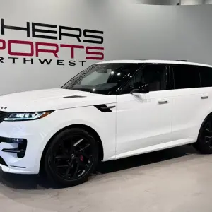 Range Rover Sport vs. Porsche Cayenne: 2026 Comparison for Indianapolis and Fishers Drivers