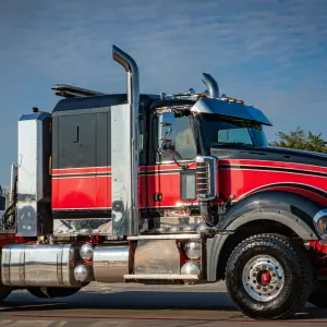 Mack Titan and Other Discontinued Heavy Haul Trucks Still in Demand