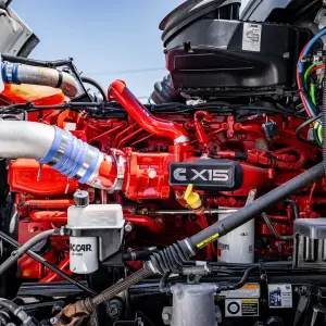 Cummins vs Caterpillar Engines: Which One Is Best for Semi Trucks?