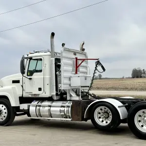 Mack Heavy-Duty Trucks near Texas, Illinois, and South Carolina at Forge Truck Centers