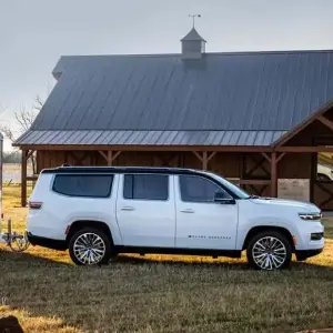 Exploring Luxury - The 2024 Grand Wagoneer Series III Obsidian 4X4 near Golden CO