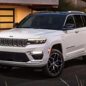 Experience Unmatched Luxury and Innovation in the 2024 Jeep Grand Cherokee in Boulder, CO