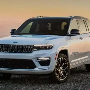 2025 Jeep Grand Cherokee 4xe Drive Modes and Everyday Charging Tips for Thornton, CO SUV Shoppers