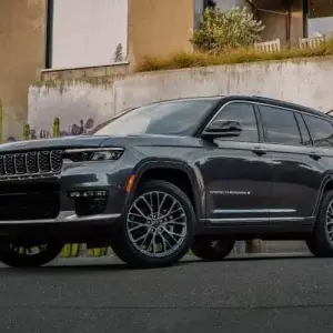 Experience Luxury with the 2025 Jeep Grand Cherokee L near Longmont, CO