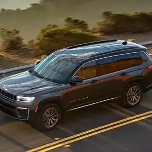 Jeep Compass vs Cherokee Turbo Hybrid vs Grand Cherokee near Superior, CO - Which SUV Fits Your Drive?