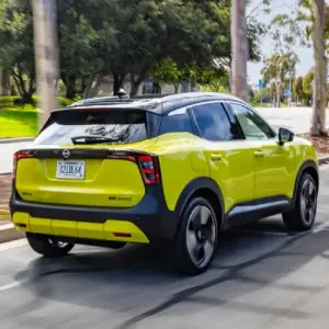 Is the 2026 Nissan Kicks easy to park for errands in Spring, TX?