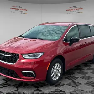 New Chrysler Pacifica in Dunkirk, IN at Glass Capital CDJR