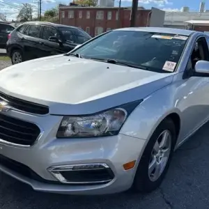 How to Spot a Great Used Car Deal: Timing, Features & Financing