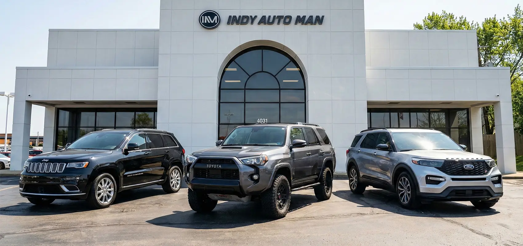 If you are looking for an alternative to a dependable Toyota 4Runner, you'll find a diverse landscape of available options in Indiana. Today, we offer an overview of the best SUVs with similar capabilities and a fresh driving experience for those seeking adventure without compromising on reliability.
