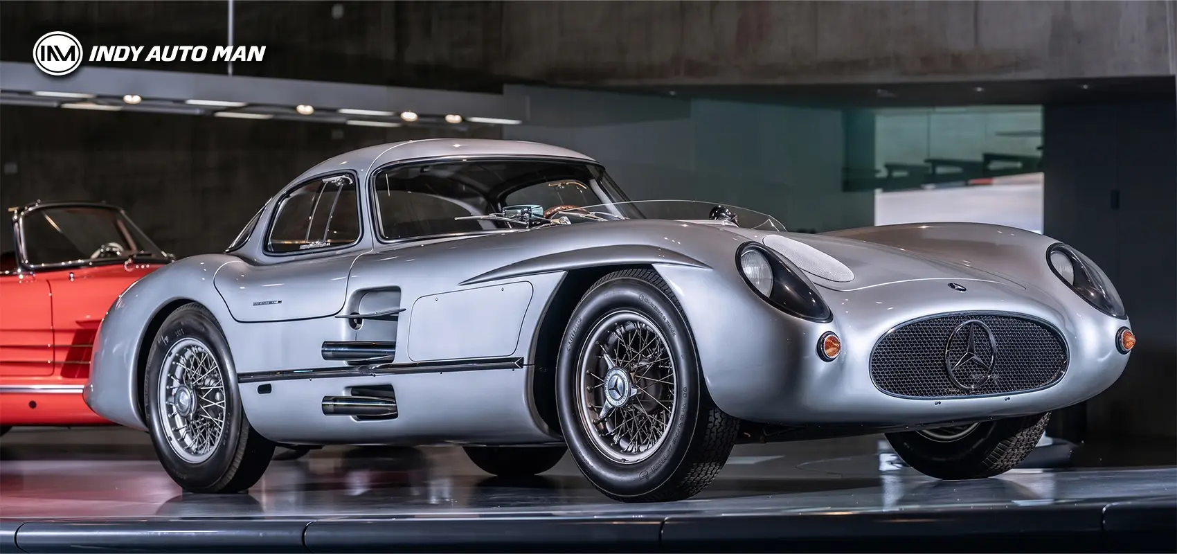 Mercedes-Benz 300 SLR Uhlenhaut Coupe
