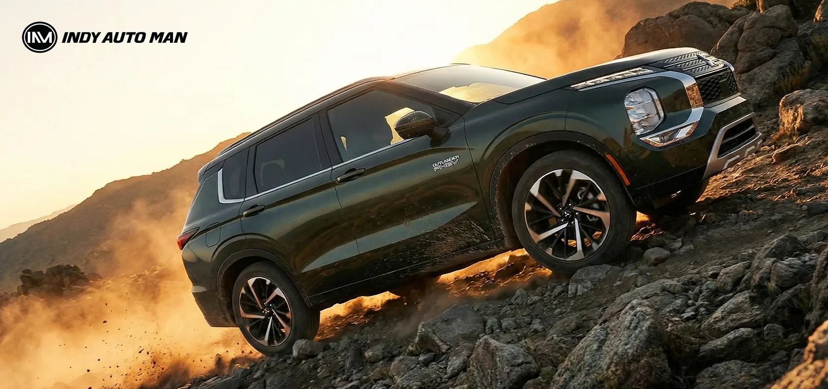 Mitsubishi Outlander: Comfortable and Tech-Savvy compact suv