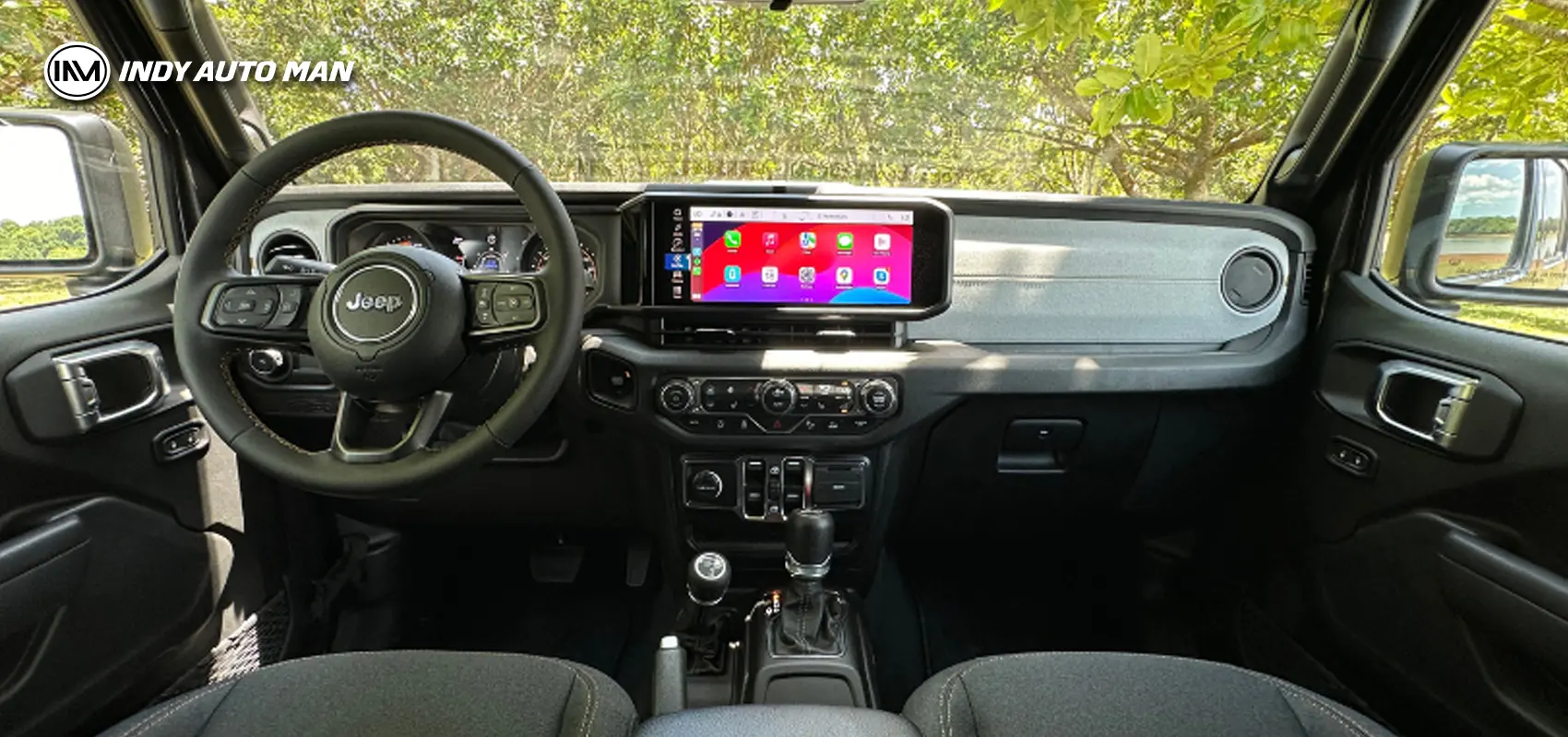 bronco vs wrangler trunk comparison