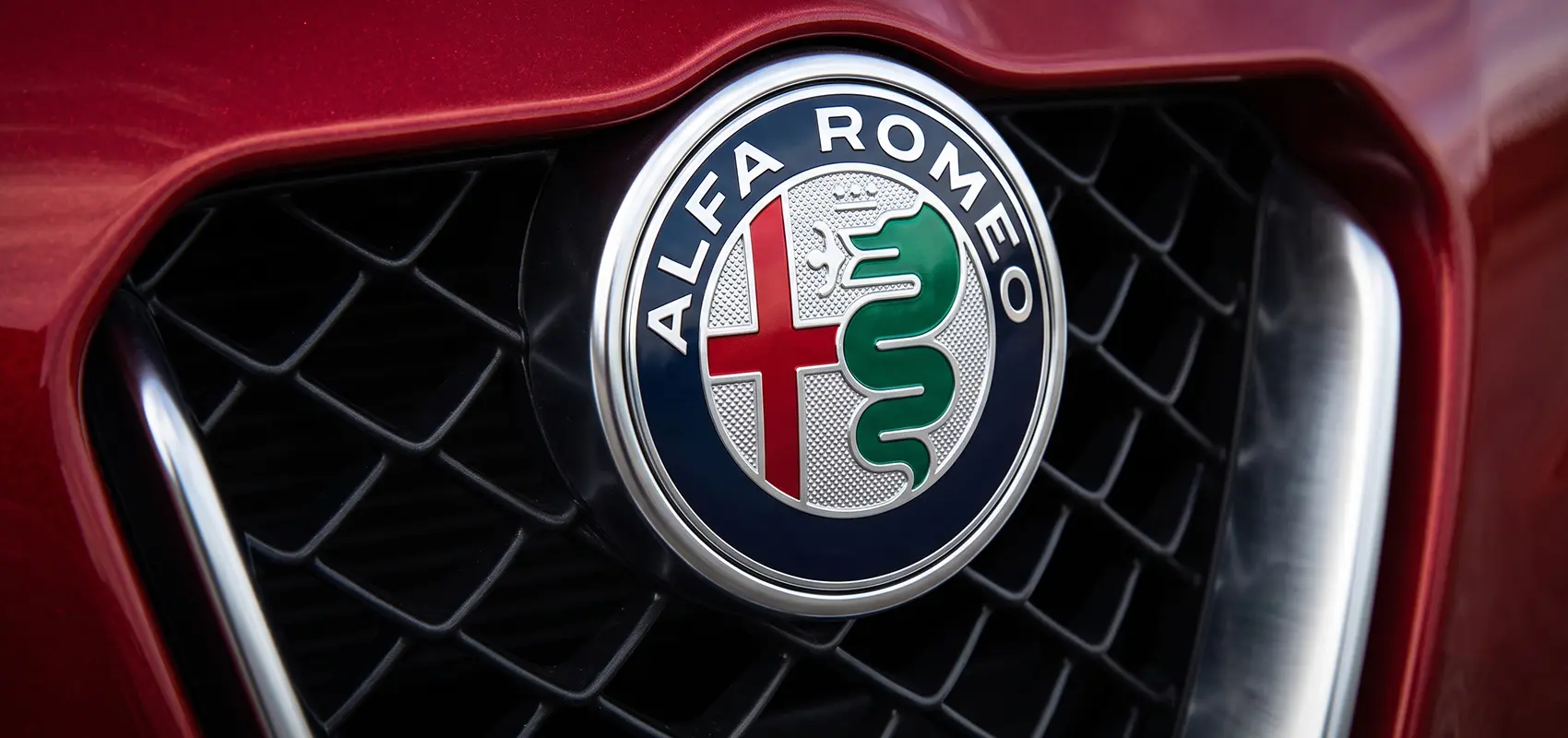 alfa romeo emblem | indy auto man dealer indiana