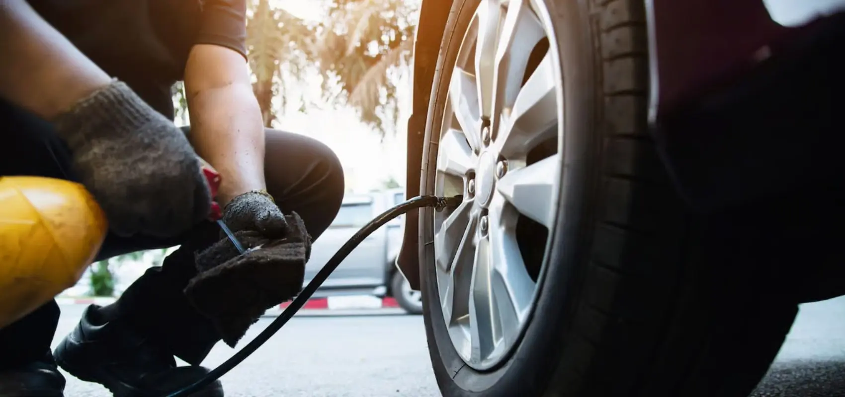 why does tire pressure drop in cold weather​