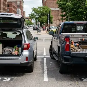 Liftgates vs Tailgates: Which Rear Door Fits Your Needs?