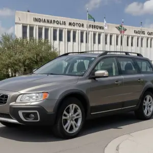 Top 5 Safest Family Cars to Buy in Indianapolis
