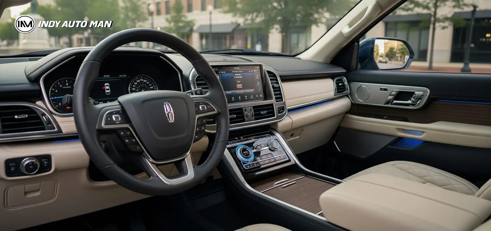 best features of pre-owned Lincoln Navigator for sale in Indiana