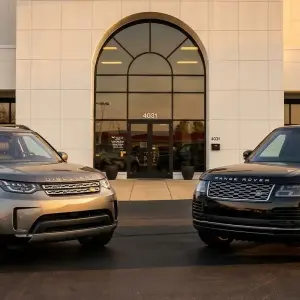 Land Rover Discovery vs. Range Rover: Which One Fits Your Adventure?