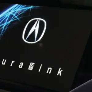 What is AcuraLink?