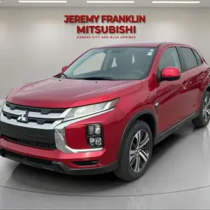 Mitsubishi Outlander vs. Outlander Sport: Which SUV Is Right for You in Kansas City, MO?