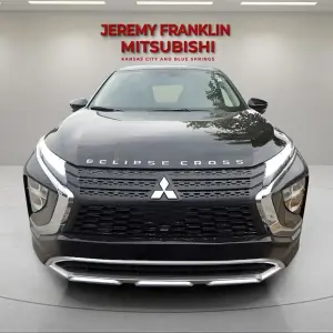 Mitsubishi Eclipse Cross vs. Ford Escape: Why the Mitsubishi Eclipse Cross is the Better SUV for Drivers in Kansas City, MO