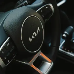 Kia K5 vs. Nissan Altima: Why the 2025 Kia K5 is the Better Sedan for Cheyenne Drivers