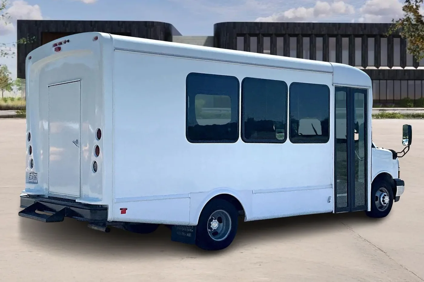 Chevrolet shuttle bus upfit, unbranded