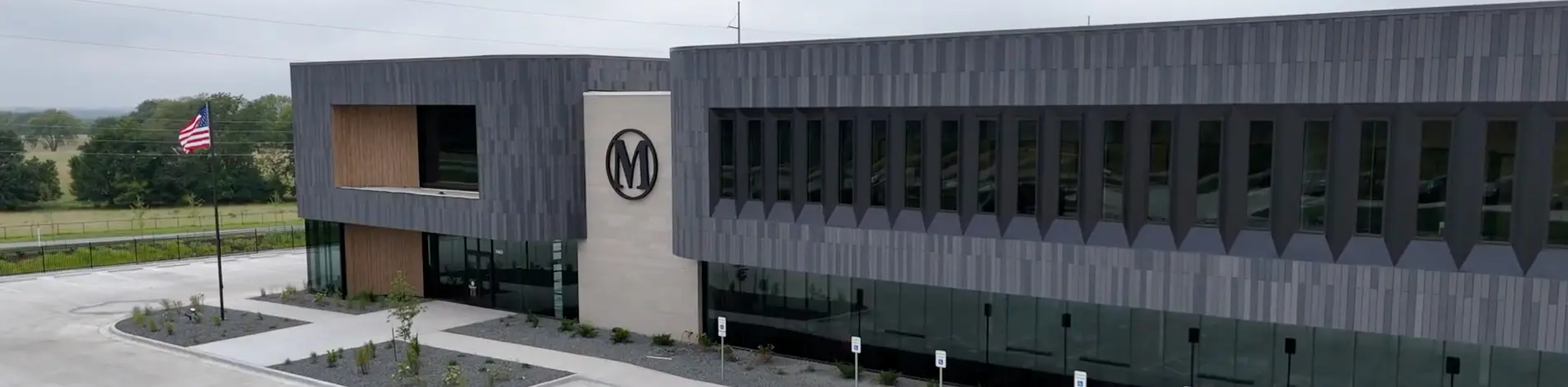 Ford E450 Glaval Primetime Shuttle Bus