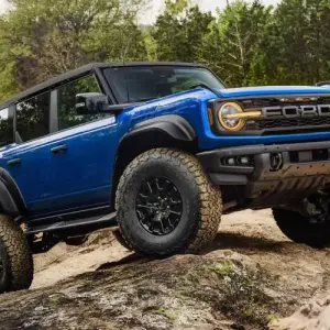 Family-Ready SUV Features for Weekend Trails around Monument, CO