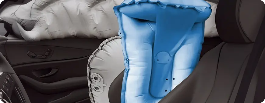 Illustration of the E-Class center air bag between front occupants