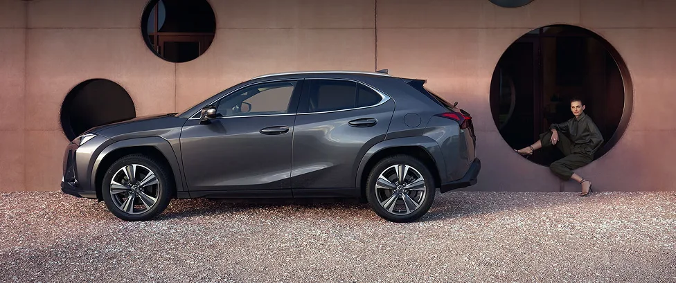 Lexus UX hybrid crossover
