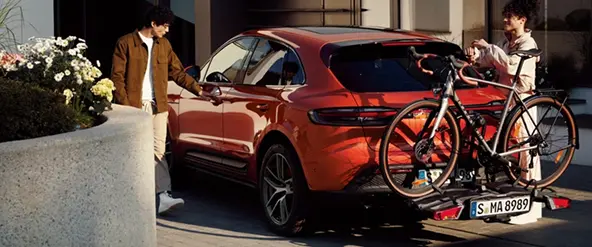 Porsche Macan sculpted fender