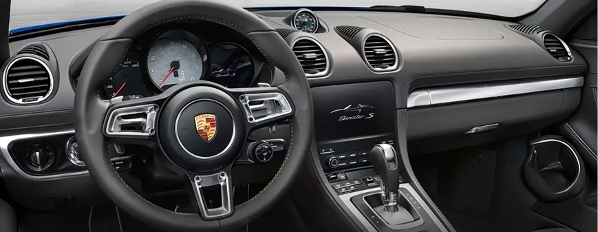 Porsche 718 driver-focused interior