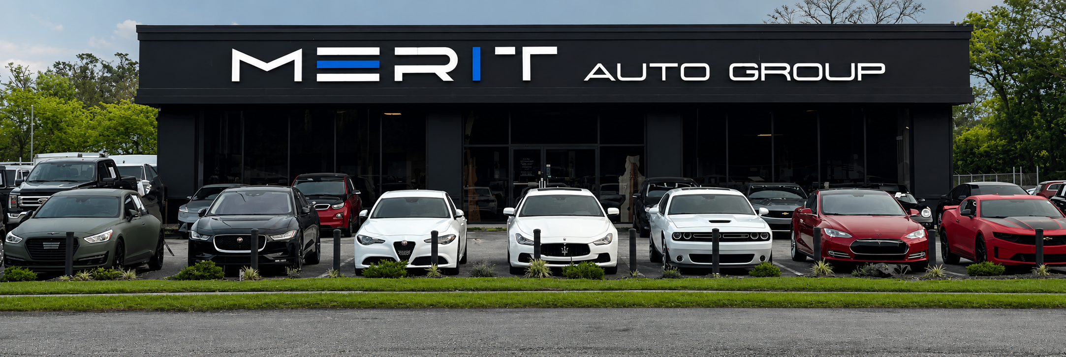 Used vehicles on the lot at Merit Auto Group in Jacksonville, FL, where Toyota and Honda are cross-shopped side by side