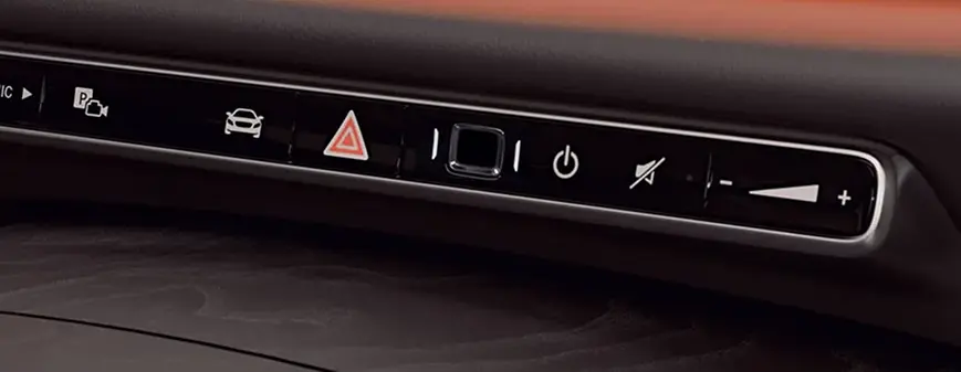 Driver using a fingerprint scanner and Digital Vehicle Key in the E-Class
