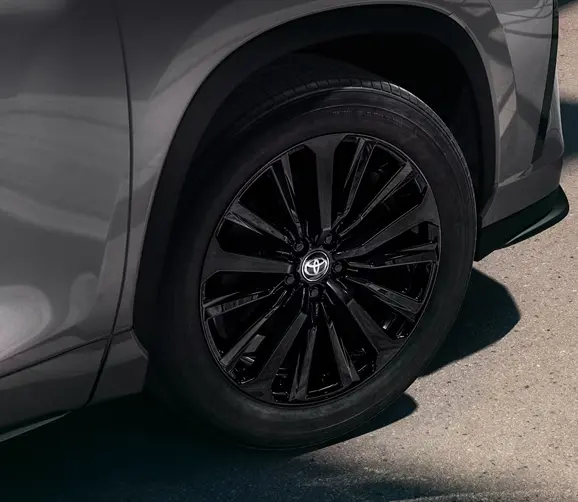 Close-up of a Toyota Highlander alloy wheel