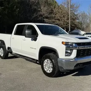 How the 2025 Chevy Silverado’s Towing Tech Makes Hauling Easier Than Ever