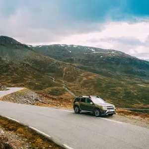 Best SUVs for Denver Drivers (Mountains, Snow, City Driving)