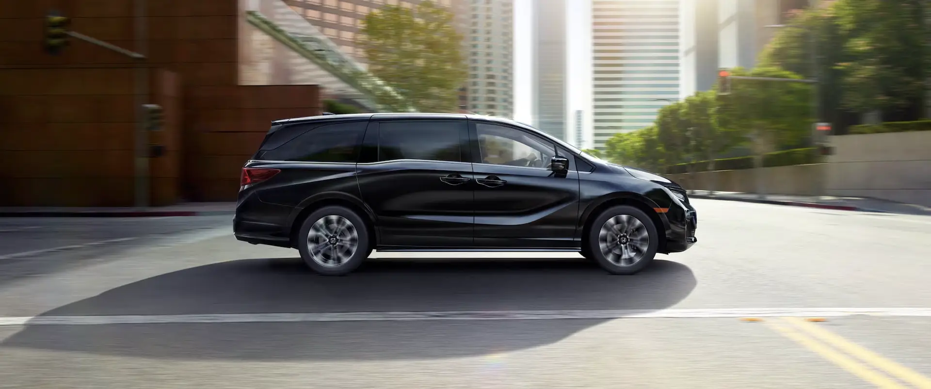 New Honda Odyssey minivan at First Team Honda serving Chesapeake and Hampton Roads, VA