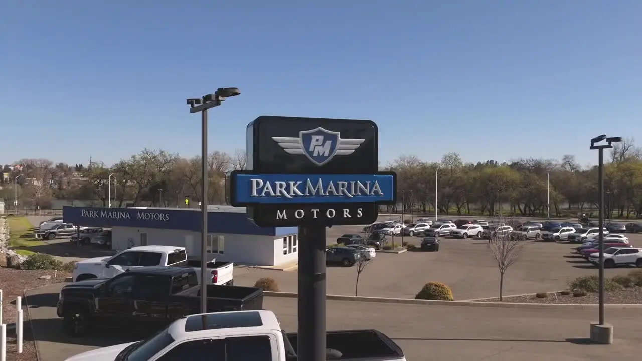 Video placeholder for Park Marina Motors