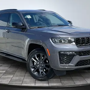 Jeep Grand Cherokee L vs. Honda Pilot: The Better 3-Row SUV for Drivers in Redlands, CA