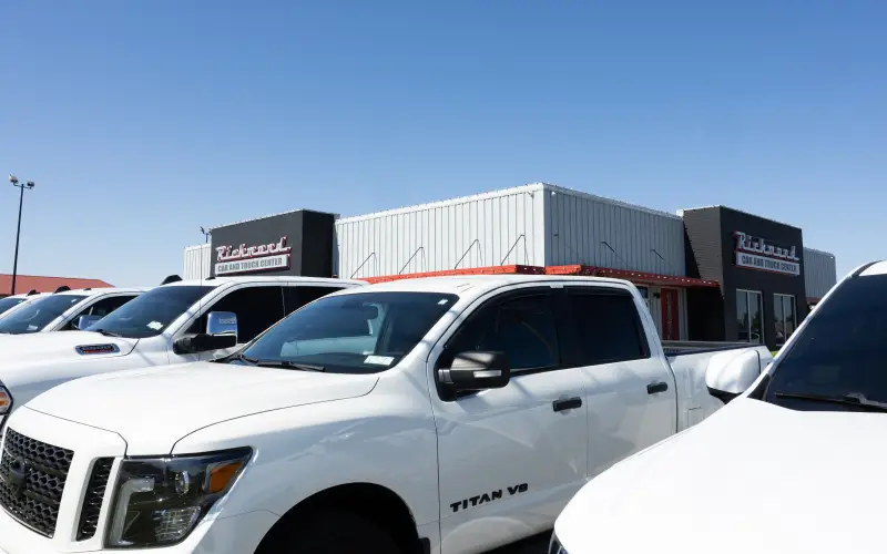 Vehicle inspection report and CARFAX history at Richmond Car & Truck Center in Richmond, KY