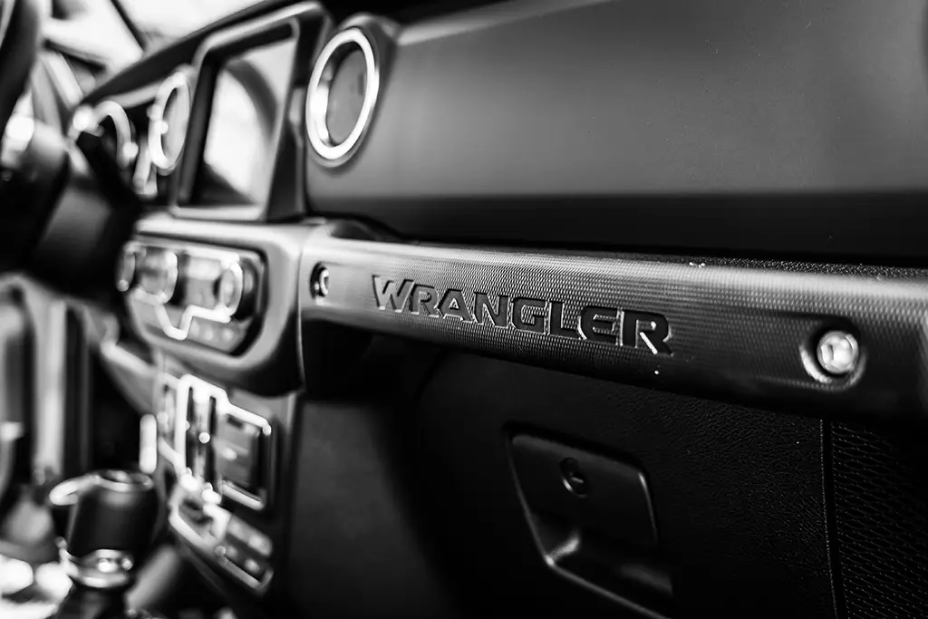 2025 Jeep Grand Cherokee Interior in Morristown, Tennessee