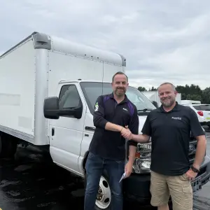 Customer Spotlight: Signature Truck Center Welcomes FedEx Contractor Ivan to the Road - 7/10/26