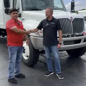 Starting the Journey: Yahir’s First Box Truck Purchase with Signature Truck Center