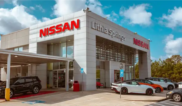 Nissan of Lithia Springs Dealership